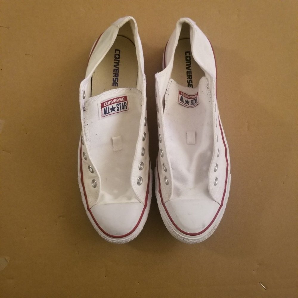 Converse Men's Chuck Taylor All Star Classic Low Top Sneaker Shoes
